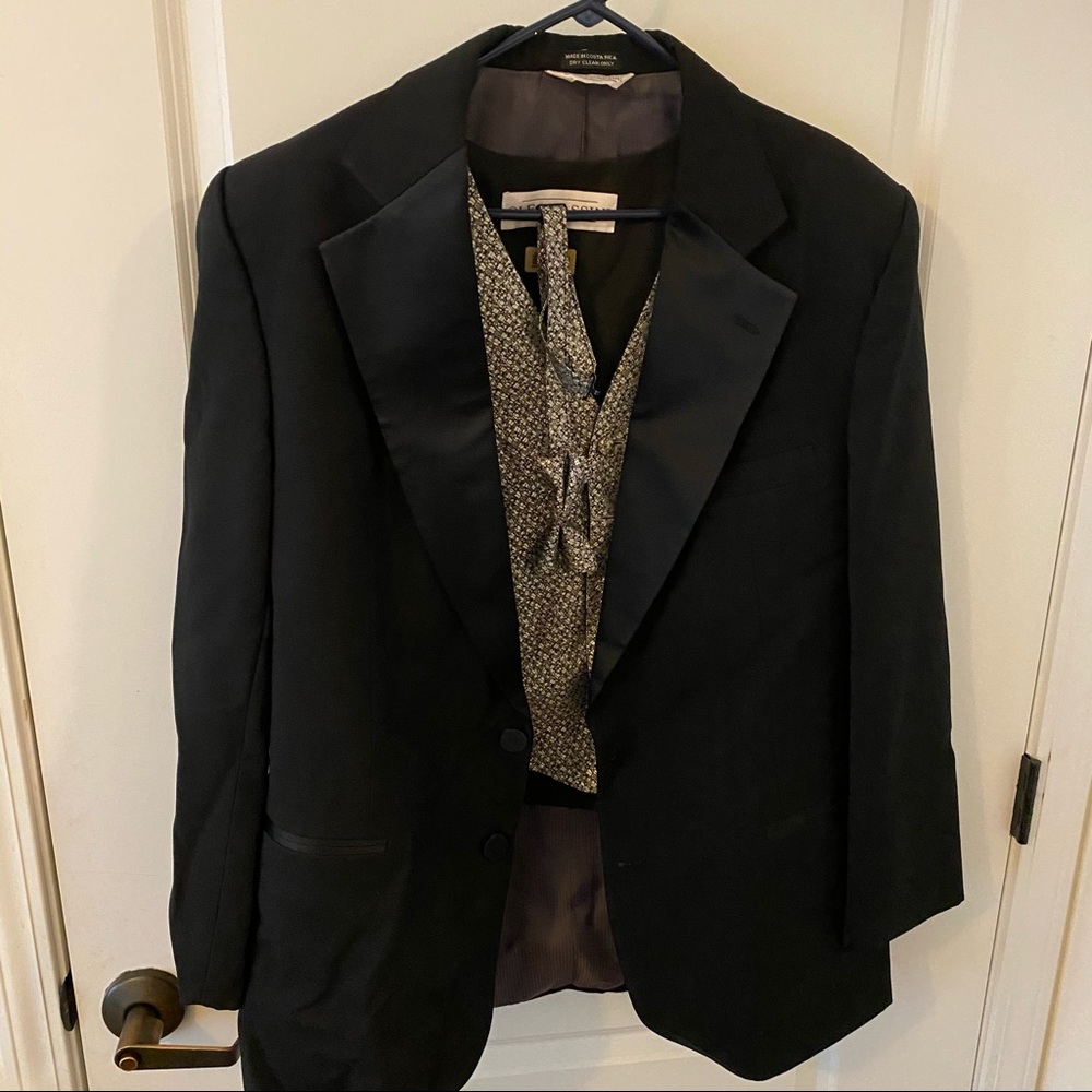 🎈Oleg Cassini Black Dress Jacket w/ Vest & Bow Tie